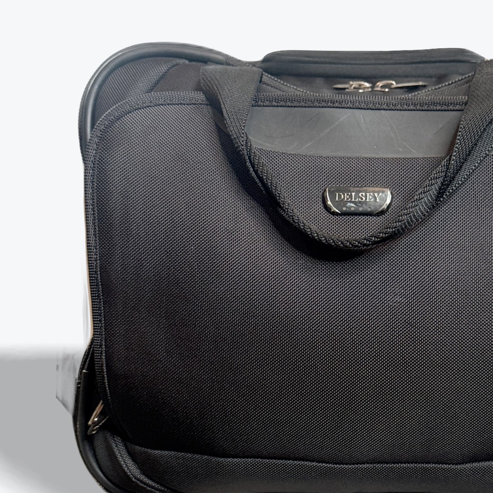 DELSEY Carry On Helium Superlite Lightweight Wheel Rolling‎ Tote Suitcase Black
